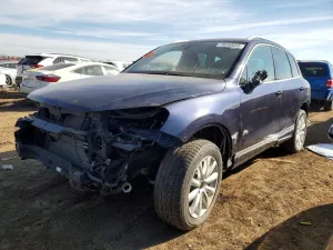 2011 VOLKSWAGEN TOUAREG