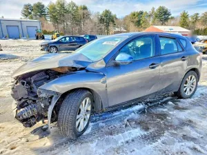 2011 MAZDA MAZDA3