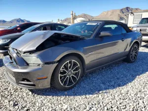 2013 FORD MUSTANG
