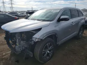 2016 TOYOTA HIGHLANDER