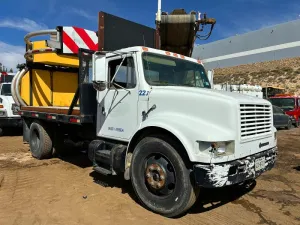 1990 INTERNATIONAL 4000 SERIE
