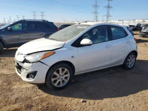2012 MAZDA 2