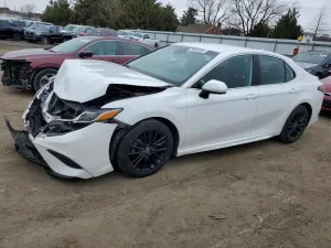 2019 TOYOTA CAMRY