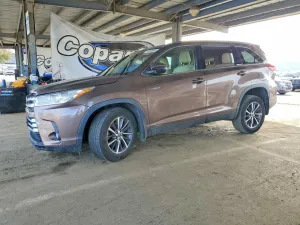2019 TOYOTA HIGHLANDER
