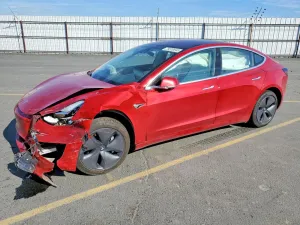 2018 TESLA MODEL 3