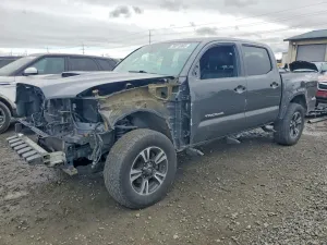 2018 TOYOTA TACOMA TRD