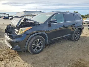 2016 TOYOTA HIGHLANDER