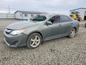 2014 TOYOTA CAMRY