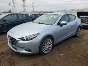 2017 MAZDA 3