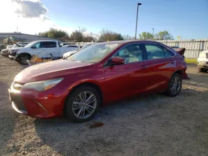 2015 TOYOTA CAMRY