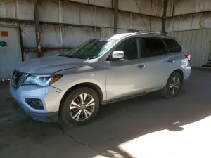 2017 NISSAN PATHFINDER