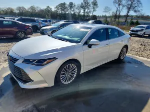 2019 TOYOTA AVALON