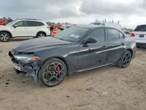 2022 ALFA ROMEO GIULIA