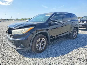 2015 TOYOTA HIGHLANDER