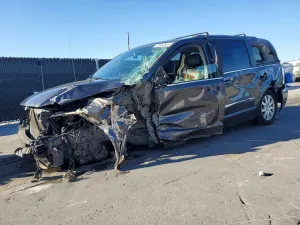 2015 CHRYSLER MINIVAN