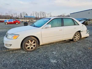 2001 TOYOTA AVALON