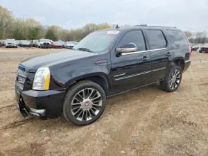 2013 CADILLAC ESCALADE