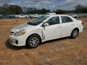 2013 TOYOTA COROLLA