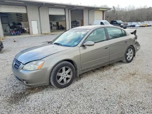 2002 NISSAN ALTIMA 2.