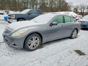 2013 INFINITI G37