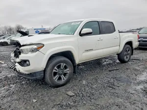 2016 TOYOTA TACOMA