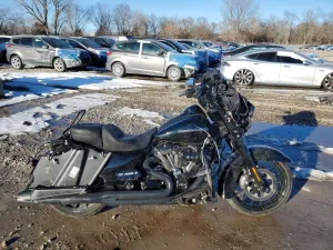 2018 HARLEY-DAVIDSON FLHXS