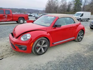 2013 VOLKSWAGEN BEETLE