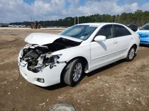 2010 TOYOTA CAMRY