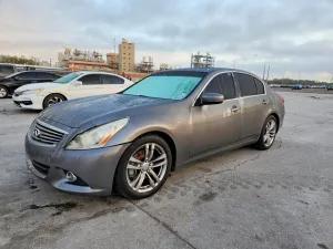 2013 INFINITI G37