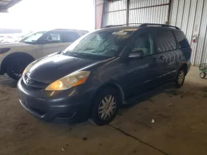 2009 TOYOTA SIENNA