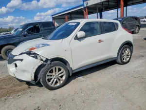 2014 NISSAN JUKE SL