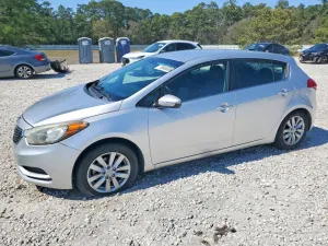 2014 KIA FORTE5