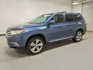 2013 TOYOTA HIGHLANDER