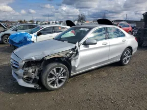2015 MERCEDES-BENZ C-CLASS