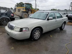 2004 MERCURY GRMARQUIS