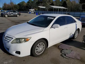 2011 TOYOTA CAMRY