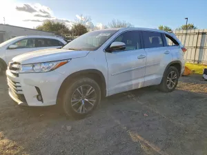 2018 TOYOTA HIGHLANDER
