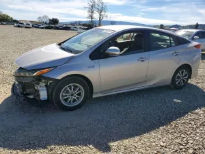 2017 TOYOTA PRIUS