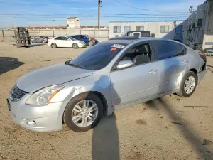 2010 NISSAN ALTIMA