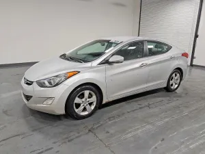 2012 HYUNDAI ELANTRA