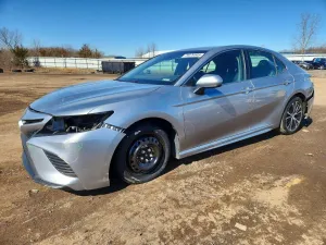 2018 TOYOTA CAMRY