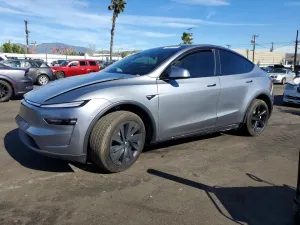 2026 TESLA MODEL Y