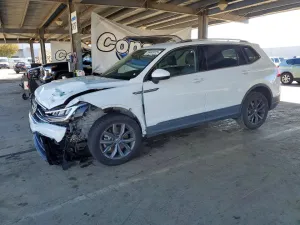 2022 VOLKSWAGEN TIGUAN
