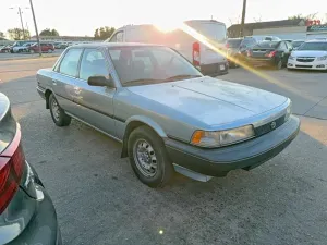 1990 TOYOTA CAMRY