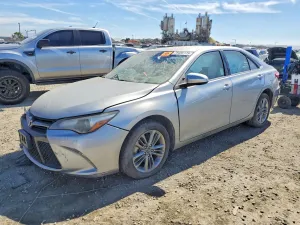 2017 TOYOTA CAMRY