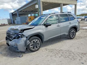 2025 SUBARU FORESTER