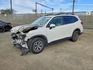 2022 SUBARU FORESTER