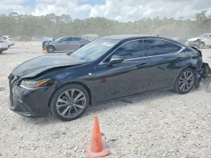 2019 LEXUS ES350