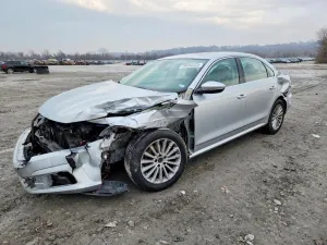 2017 VOLKSWAGEN PASSAT