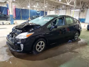 2015 TOYOTA PRIUS